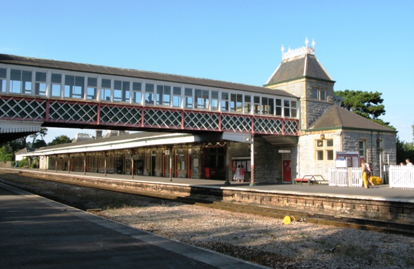 Torquay Station