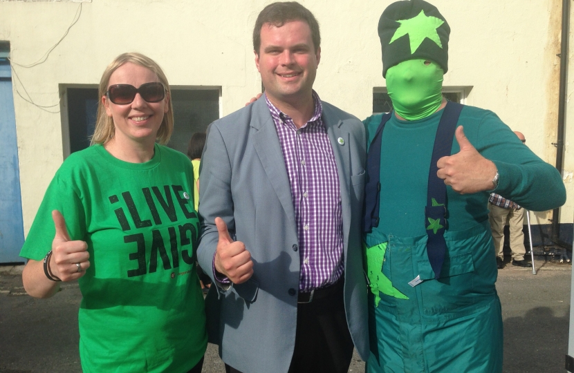 The Bright Green Star Man Who Campaigned For More Organ Donors.
