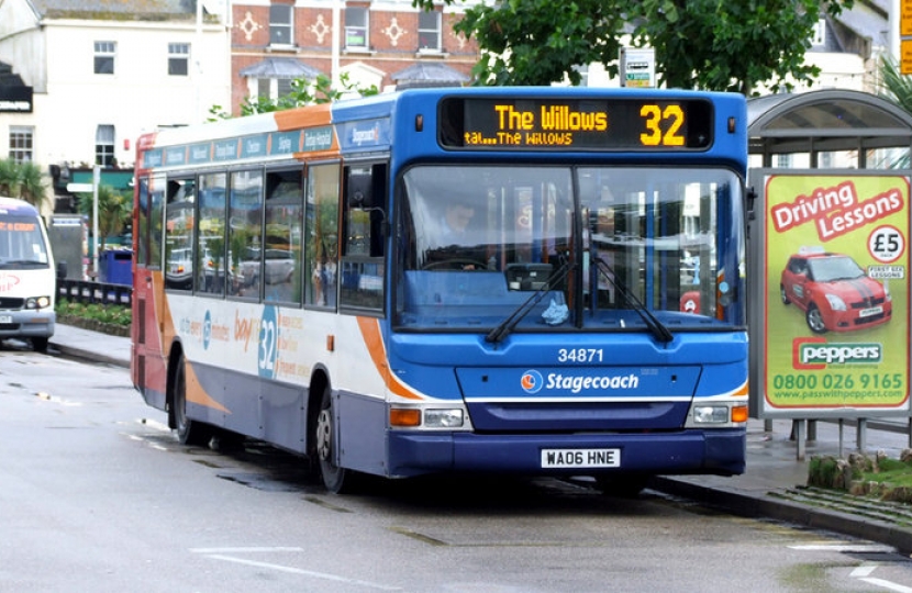 32 Bus