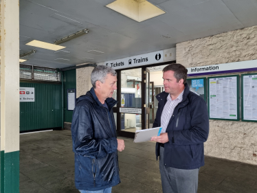 Cllr John Fellows and Kevin Foster MP at Paignton Station